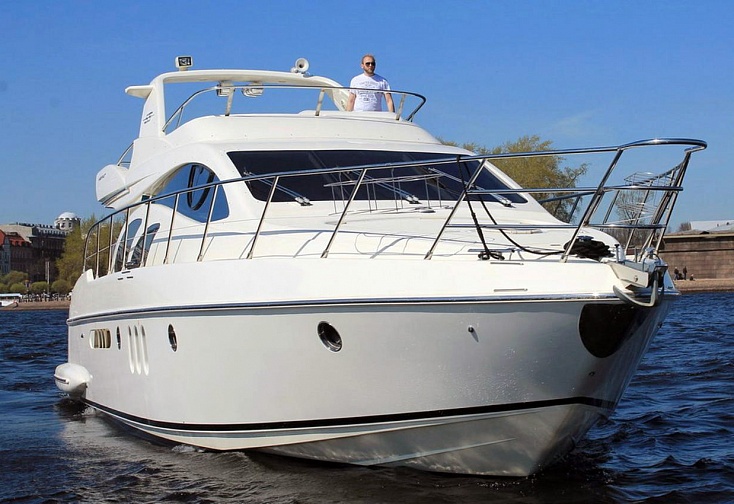 Azimut 55